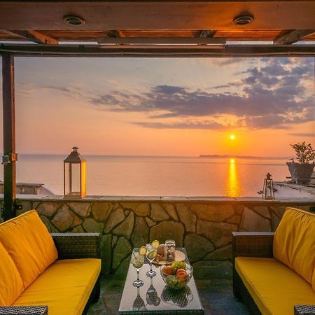 Arilla Beach Hotel เปร์ดีกา ภายนอก รูปภาพ