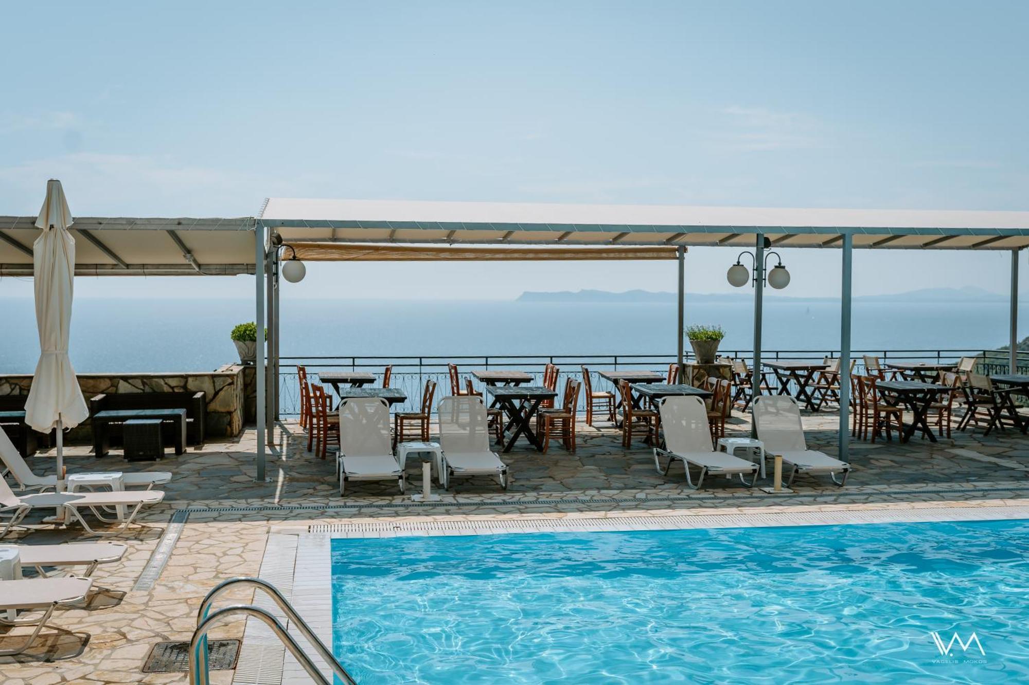 Arilla Beach Hotel เปร์ดีกา ภายนอก รูปภาพ