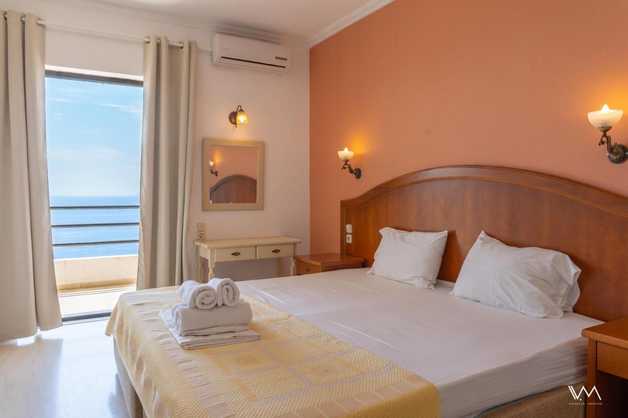 Arilla Beach Hotel เปร์ดีกา ภายนอก รูปภาพ