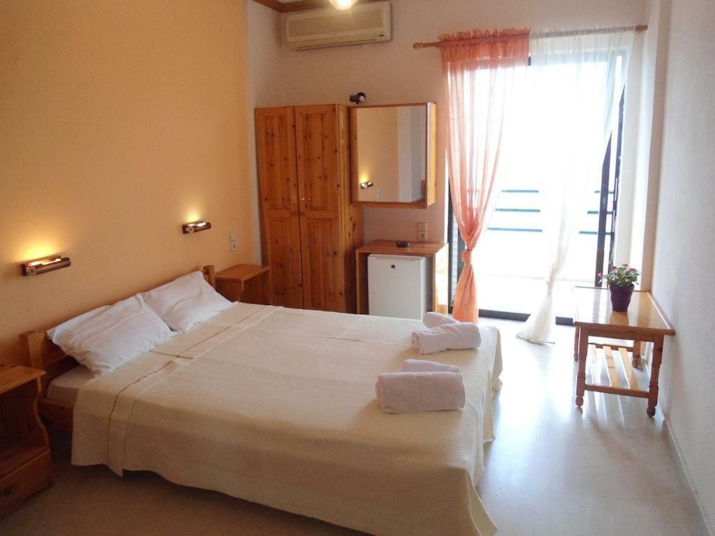 Arilla Beach Hotel เปร์ดีกา ภายนอก รูปภาพ